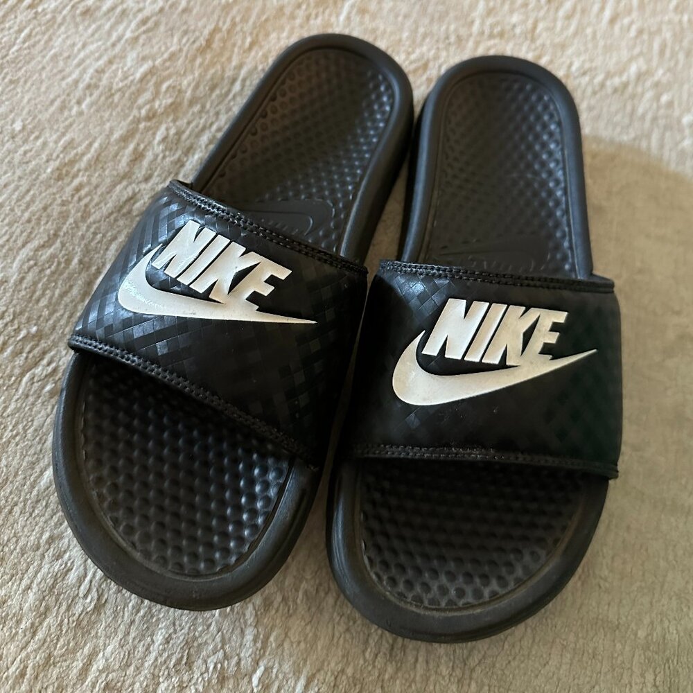 Womens Nike Benassi JDI Swoosh Slides Slip-on Sandals
